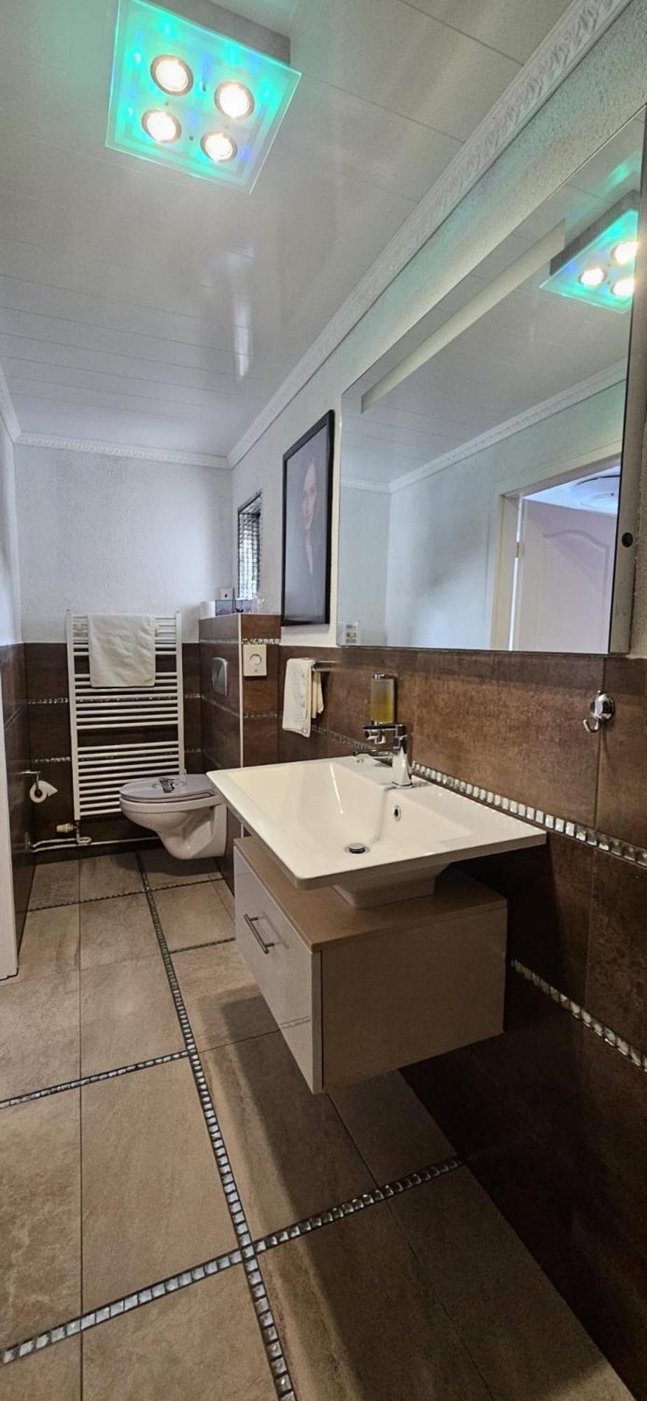 Hotel Karthaeuser Hof Floersheim am Main Eksteriør bilde